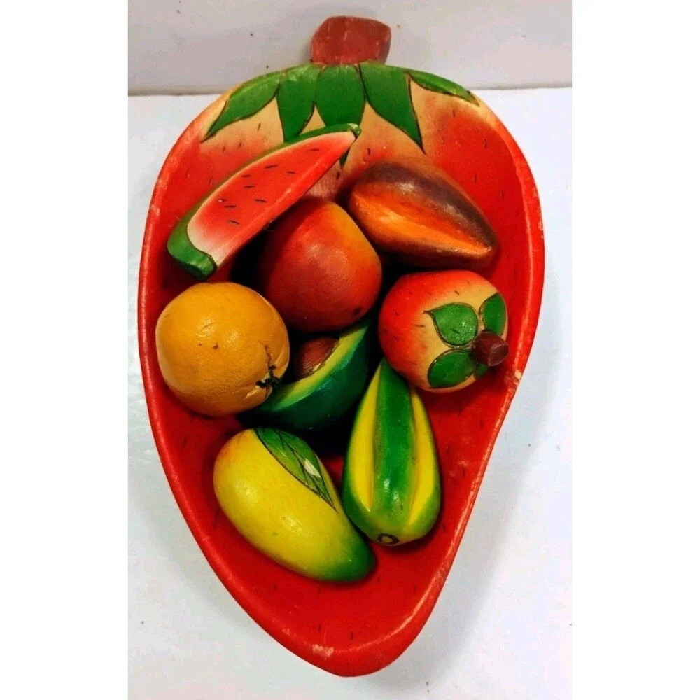 Vintage Mexican Folk Art Balsa Wood Fruit Set 8 Pc Hand Painted Strawberry Bowl